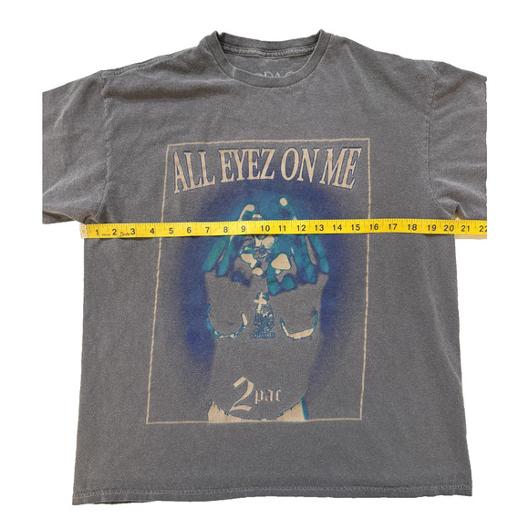 2Pac All Eyez On Me Shirt Mens Large Black Gray Album Tracklist Graphic Tupac - Picture 4 of 7